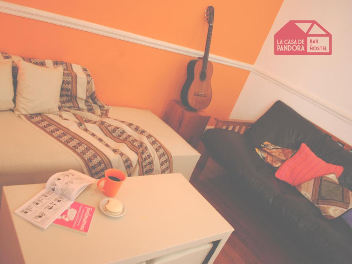 Hostel La Casa De Pandora & Cafe-Bar โรซาริโอ ภายนอก รูปภาพ