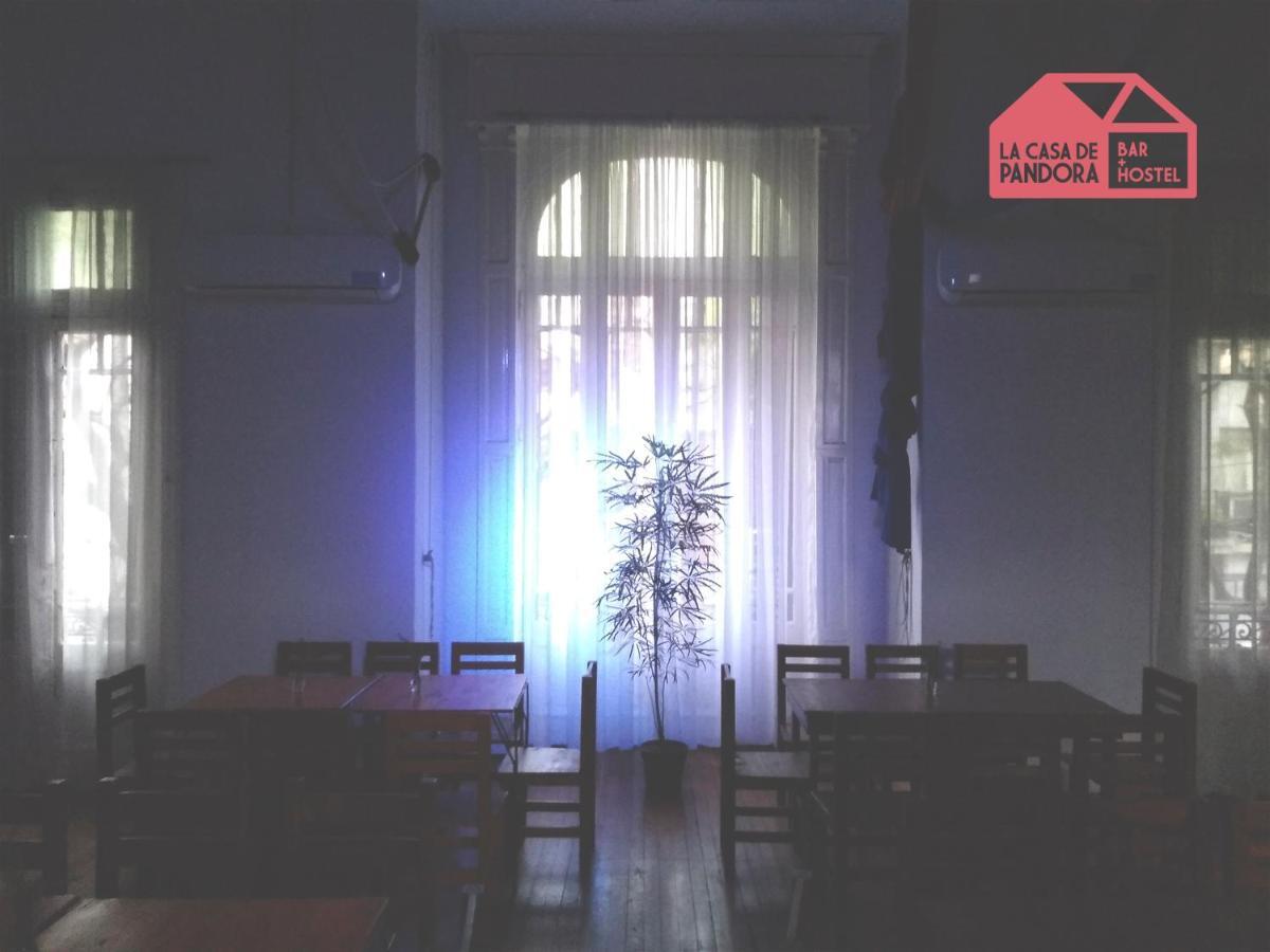 Hostel La Casa De Pandora & Cafe-Bar โรซาริโอ ภายนอก รูปภาพ